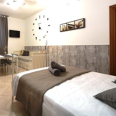Hotel Il Sole à Trani Extérieur photo